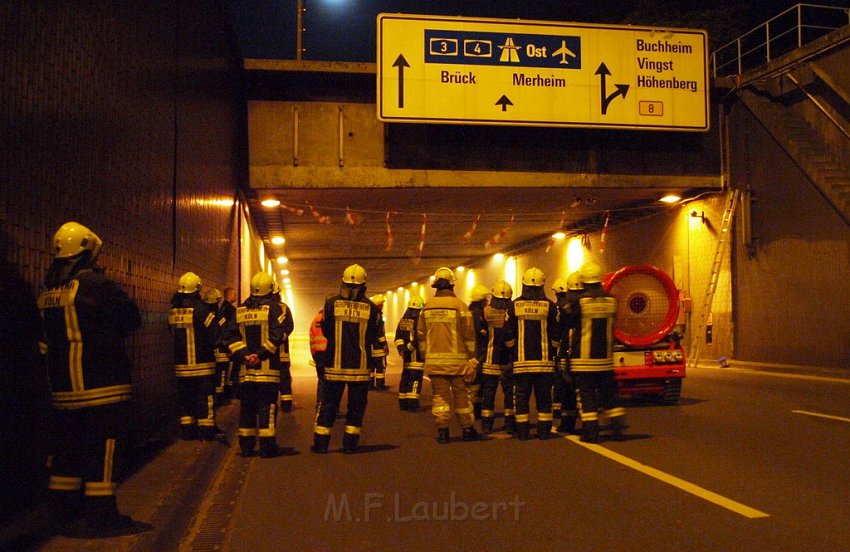 BF Koeln Tunneluebung Koeln Kalk Solingerstr und Germaniastr P170.JPG